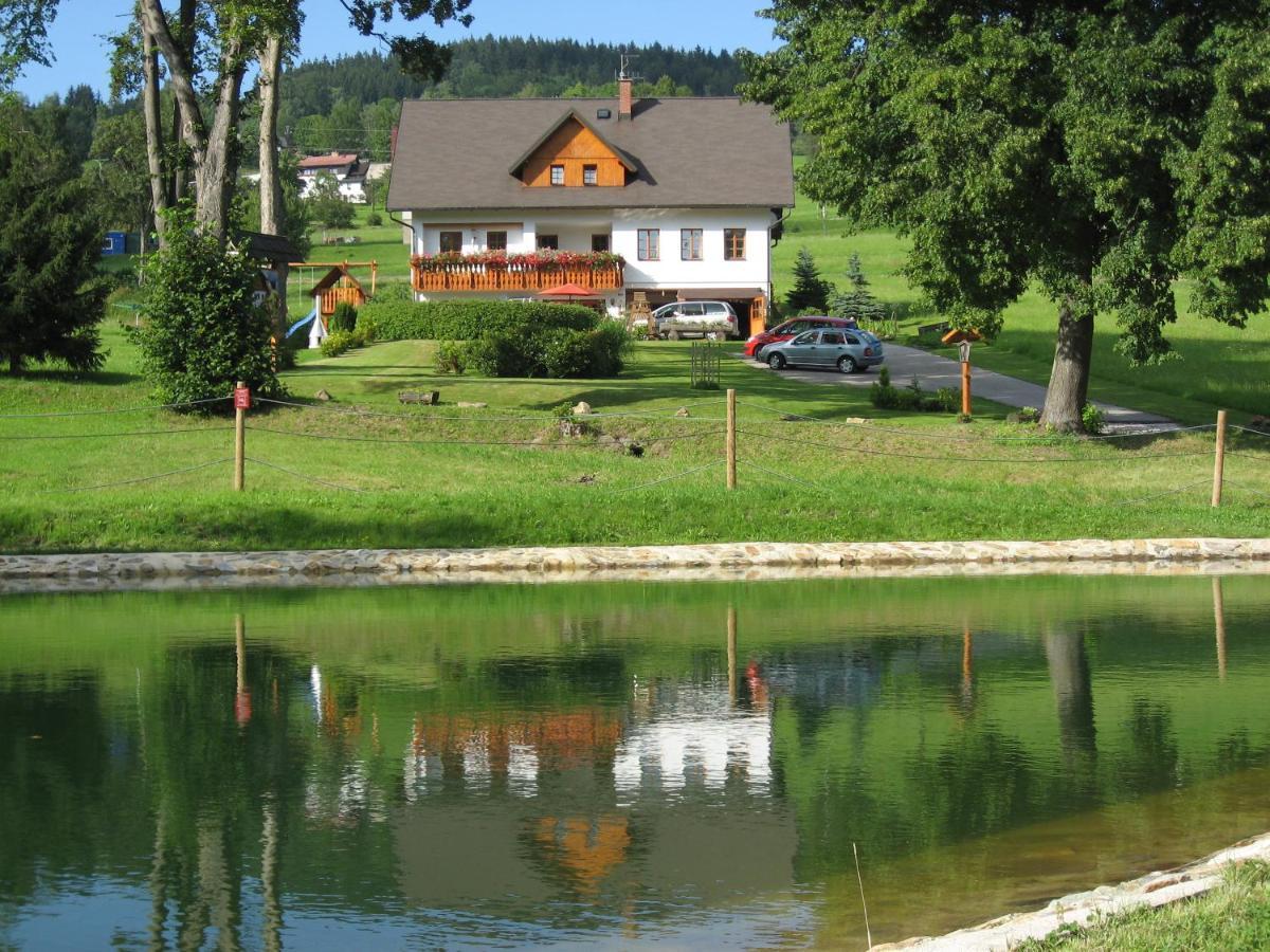 U Sadilku Hotel Paseky nad Jizerou Buitenkant foto