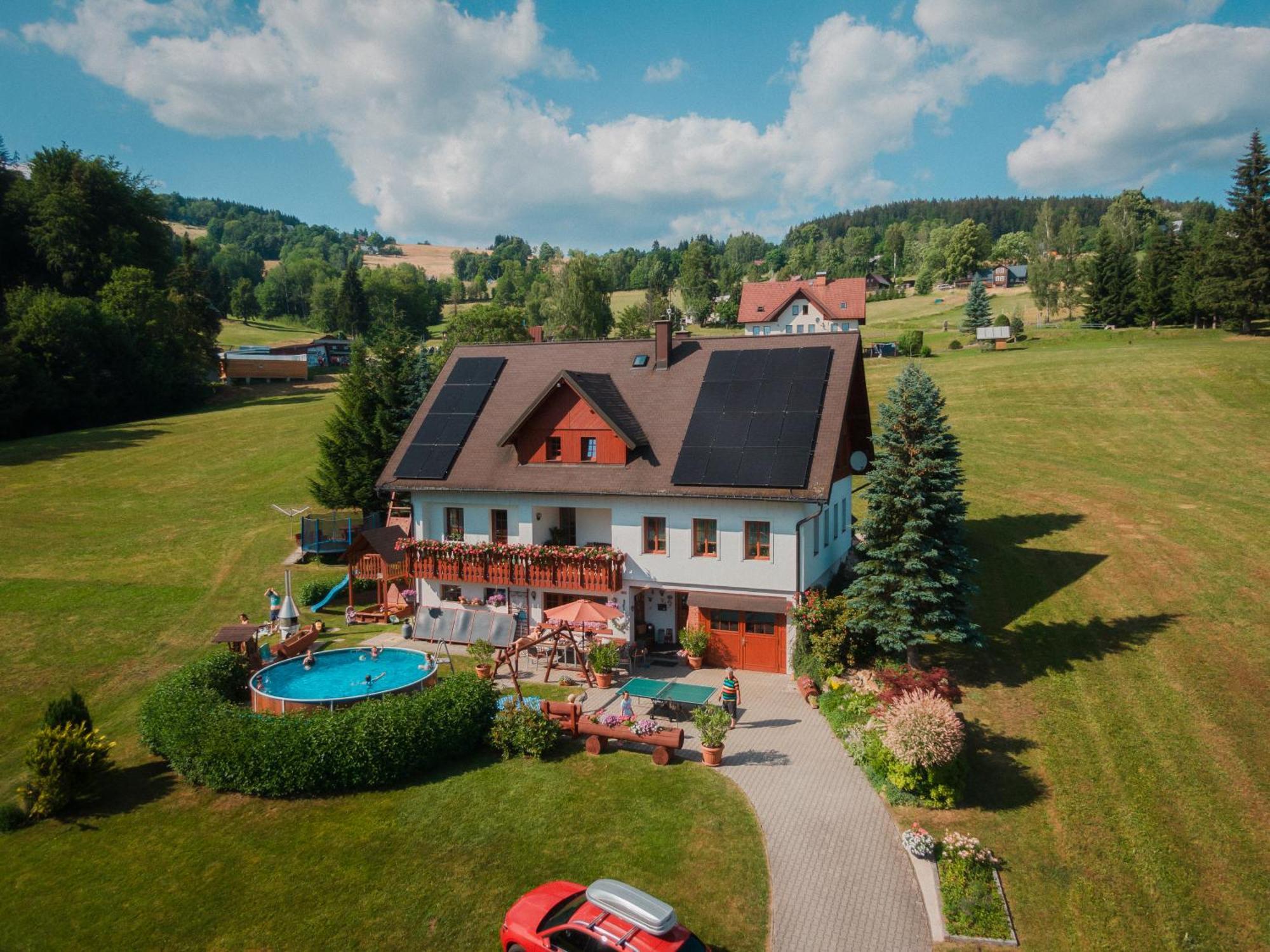 U Sadilku Hotel Paseky nad Jizerou Buitenkant foto